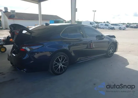 2021 Toyota Camry Se из США, поврежденный, VIN 4T1G11AKXMU563651